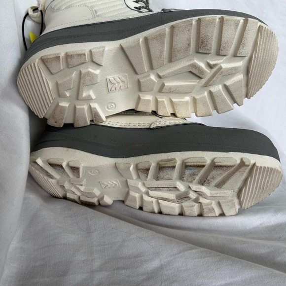 All in Motion waterproof snow boots - 3 - New! 🛍️ - Picture 3 of 7